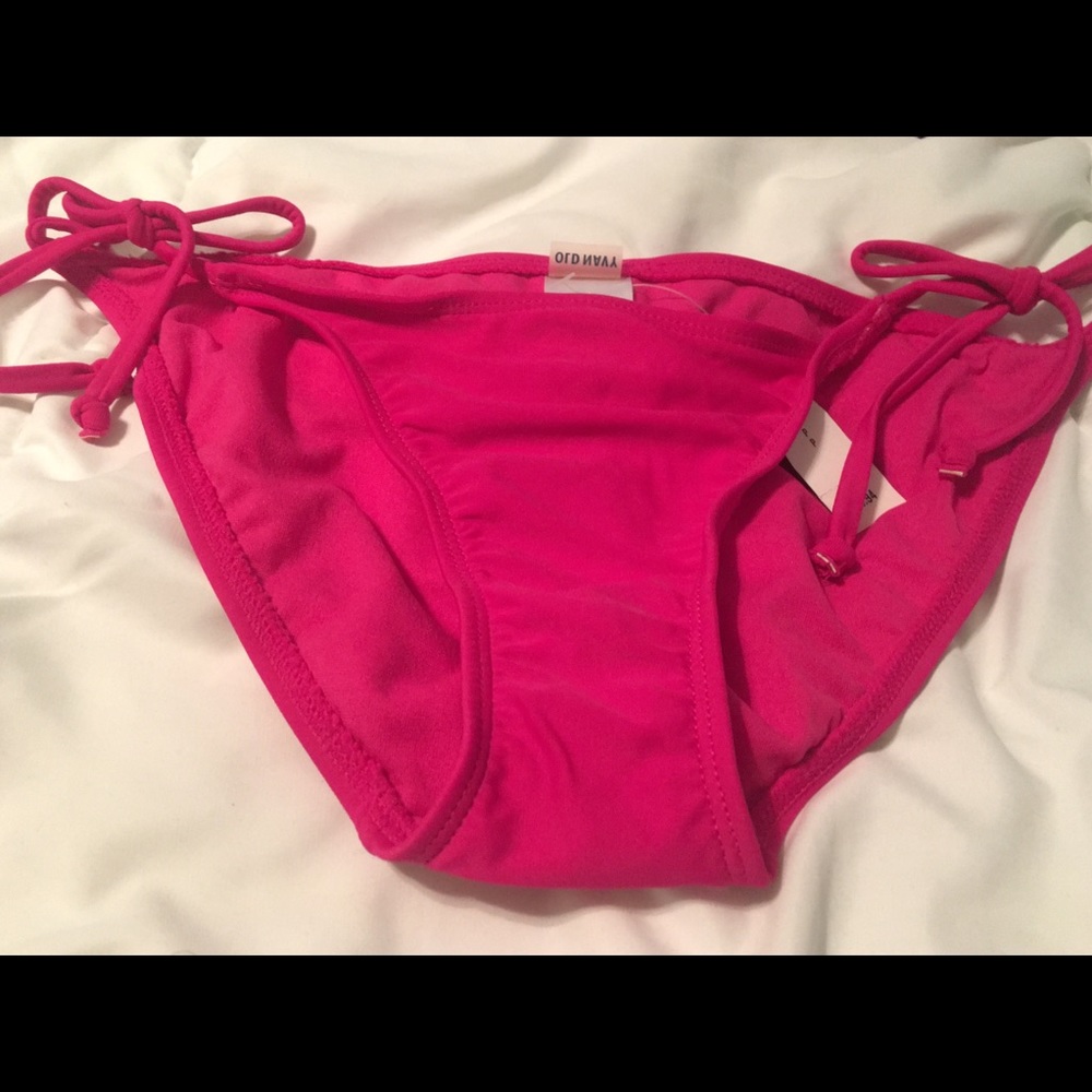 ✨Pink Bikini✨ - Picture 3 of 3